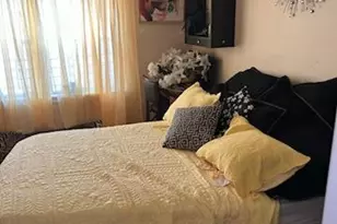 1424 Woodlawn Ave, Ford Heights, IL 60411 - Photo 2