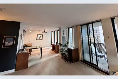 200 E Delaware Place #19A, Chicago, IL 60611 - Photo 10