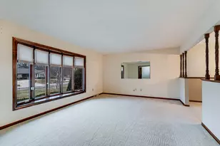 3311 Indianwood Ln, Joliet, IL 60431 - Photo 2