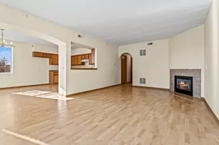 16690 Liberty Cir, Orland Park, IL 60467 - Photo 2