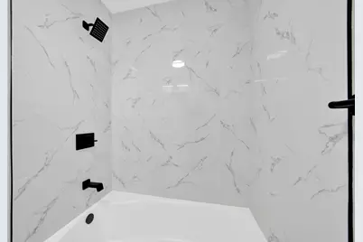 6458 S Claremont Avenue, Chicago, IL 60636 - Photo 14