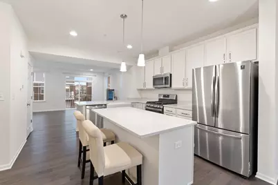 4431 Monroe Court, Naperville, IL 60564 - Photo 6