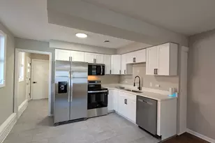 14844 Dearborn St, Dolton, IL 60419 - Photo 6