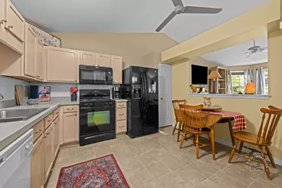 1202 Fox Hill Lane, North Aurora, IL 60542 - Photo 8