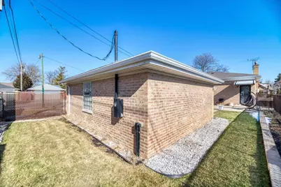 7235 W Barry Avenue, Chicago, IL 60707 - Photo 42