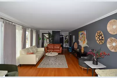 7235 W Barry Avenue, Chicago, IL 60707 - Photo 8