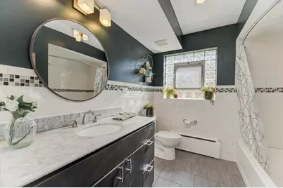 7235 W Barry Avenue, Chicago, IL 60707 - Photo 26