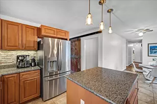 1705 Longden Ave, Bloomington, IL 61701 - Photo 10