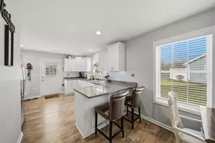 1525 Eadens Pl, Dixon, IL 61021 - Photo 12