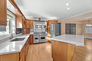 6013 N Emerson St, Rosemont, IL 60018 - Photo 12