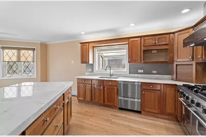 6013 N Emerson Street, Rosemont, IL 60018 - Photo 14