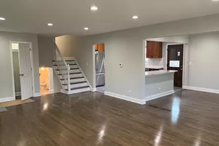 6701 W Forest View Ln, Niles, IL 60714 - Photo 10