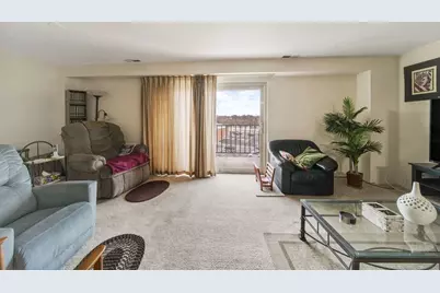 18400 Cherry Creek Drive #512, Homewood, IL 60430 - Photo 2