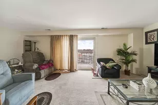 18400 Cherry Creek Dr, Homewood, IL 60430 - Photo 2