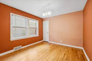 4509 N Narragansett Ave, Chicago, IL 60630 - Photo 6