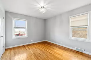 4509 N Narragansett Ave, Chicago, IL 60630 - Photo 8