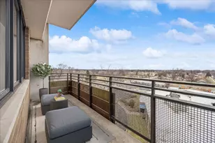 1905 S Wolf Rd, Hillside, IL 60162 - Photo 26