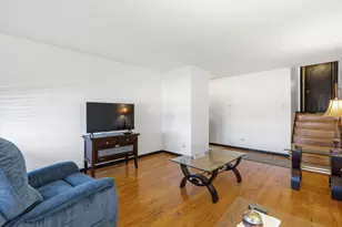 14114 S Saginaw Ave, Burnham, IL 60633 - Photo 8