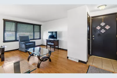 14114 S Saginaw Avenue, Burnham, IL 60633 - Photo 10