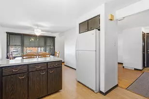 14114 S Saginaw Ave, Burnham, IL 60633 - Photo 4