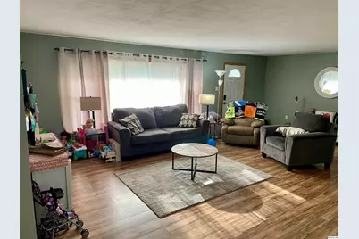 1632 N 24th St, Quincy, IL 62301 - Photo 2