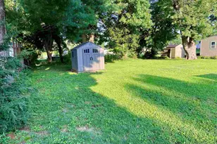 1632 N 24th St, Quincy, IL 62301 - Photo 32