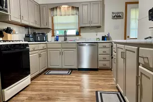 1632 N 24th St, Quincy, IL 62301 - Photo 4