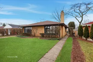 9412 Kilbourn Ave, Skokie, IL 60076 - Photo 4