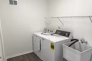 3320 Lakewood Ct, Glenview, IL 60025 - Photo 12