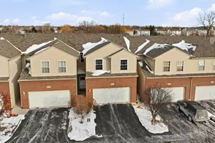 16414 Willow Walk Dr, Lockport, IL 60441 - Photo 2