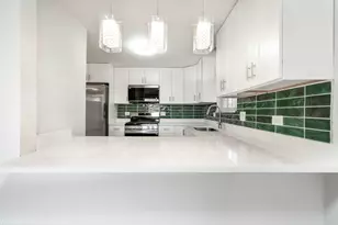 [Address not provided], Chicago, IL 60643 - Photo 6