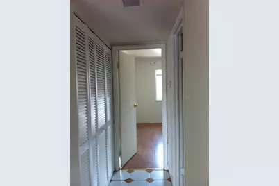 9368 Bay Colony Drive #2S, Des Plaines, IL 60016 - Photo 8