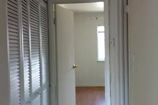 9368 Bay Colony Dr, Des Plaines, IL 60016 - Photo 8