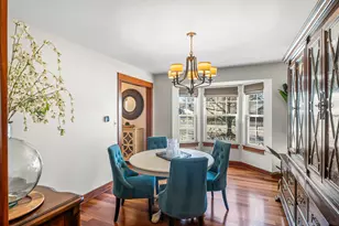 621 Doral Ln, North Aurora, IL 60542 - Photo 8