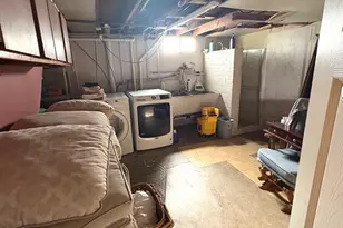 631 Bent St, Elgin, IL 60120 - Photo 38