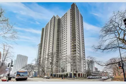 1255 N Sandburg Terrace #2804, Chicago, IL 60610 - Photo 1