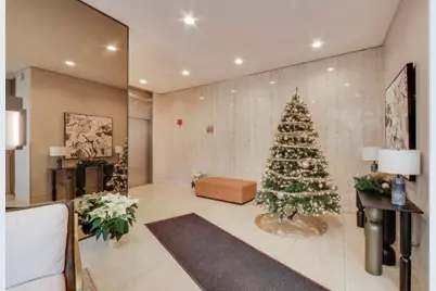 1255 N Sandburg Terrace #2804, Chicago, IL 60610 - Photo 2