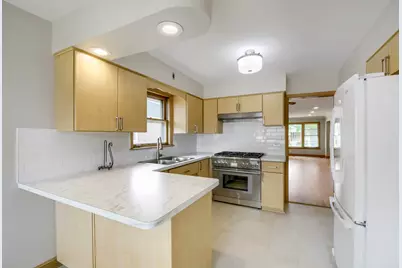 8531 S Tripp Avenue, Chicago, IL 60652 - Photo 14