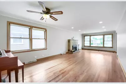 8531 S Tripp Avenue, Chicago, IL 60652 - Photo 10