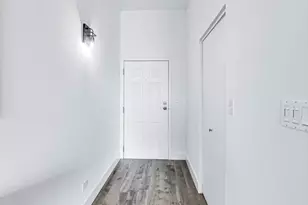 [Address not provided], Chicago, IL 60607 - Photo 10