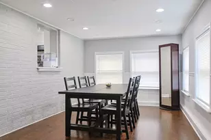 227 N Butterfield Rd, Libertyville, IL 60048 - Photo 8