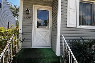 2729 W 89th Pl, Evergreen Park, IL 60805 - Photo 2