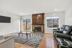 1566 Anderson Ln, Buffalo Grove, IL 60089 - Photo 10