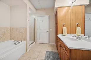 500 E St Charles Rd, Lombard, IL 60148 - Photo 14