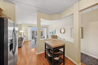 500 E Saint Charles Road #209, Lombard, IL 60148 - Photo 4