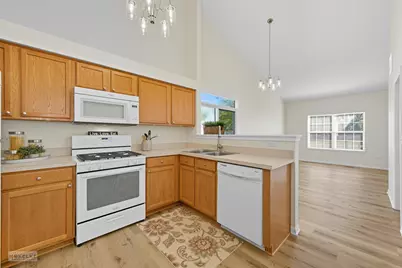 2813 Hoffman Street, Plano, IL 60545 - Photo 10