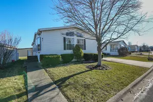 81 Sugar Ct, Manteno, IL 60950 - Photo 2