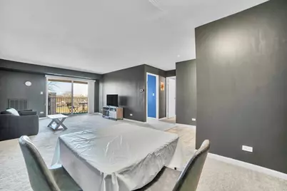 500 W Huntington Commons Road #448, Mount Prospect, IL 60056 - Photo 4