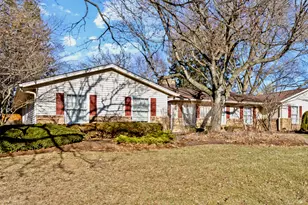 4704 Daniel Dr, Crystal Lake, IL 60014 - Photo 1