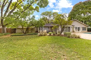 4704 Daniel Dr, Crystal Lake, IL 60014 - Photo 18